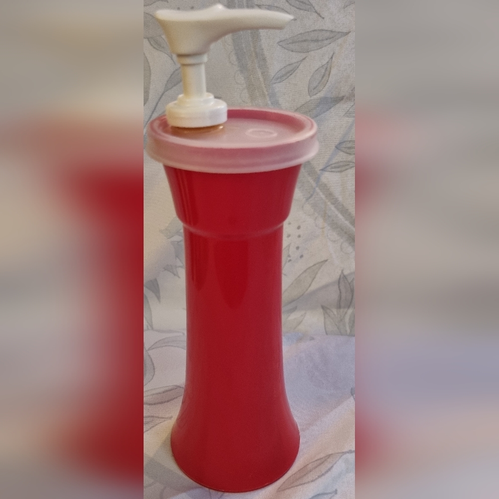 Vintage Tupperware red soap dispenser 870-5